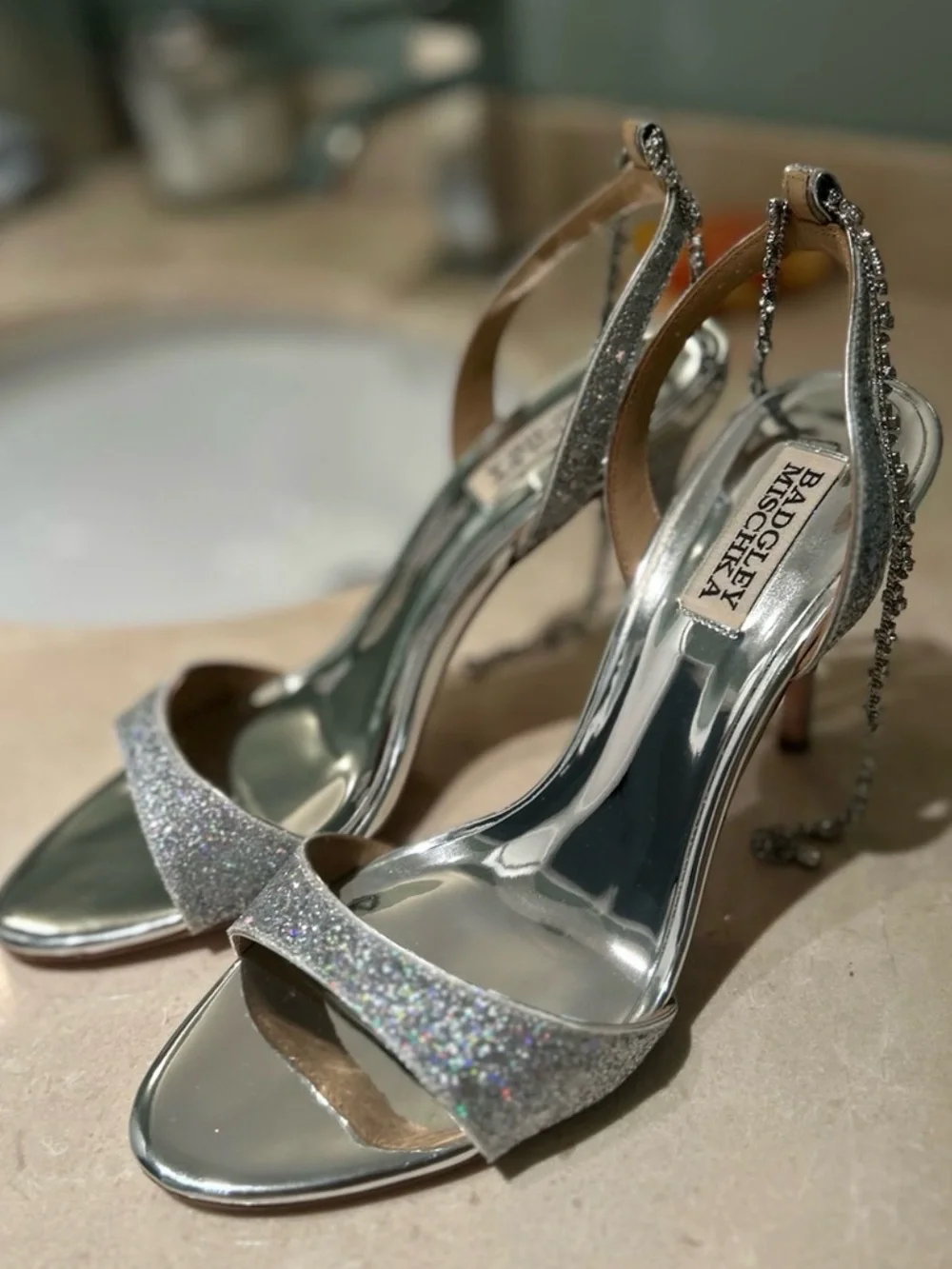 Badgley Mischka Silver Glitter Strap Slingback Heels